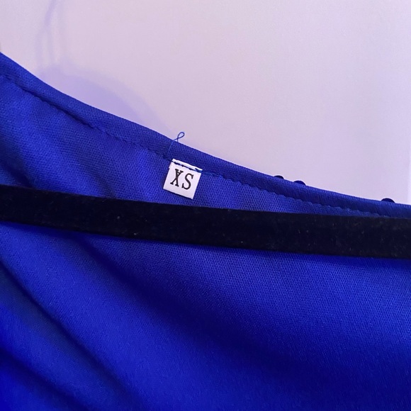 Elegant Blue Sequin One-Shoulder Dress - Picture 3 of 5